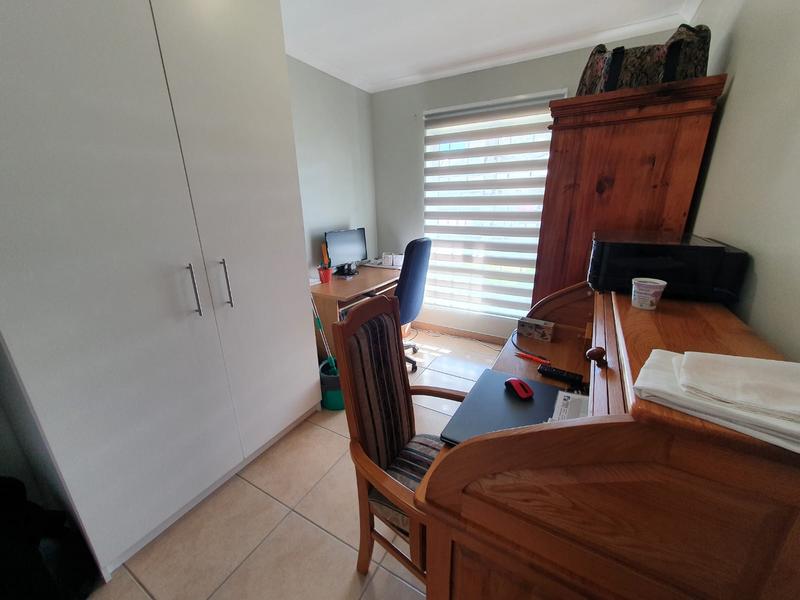 2 Bedroom Property for Sale in Burgundy Estate Western Cape